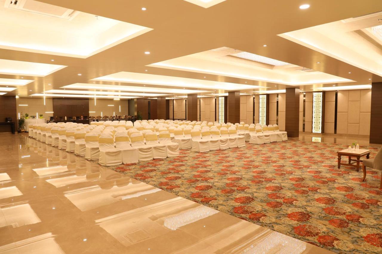 Sarovar Portico Rivera Ahmadábád Exteriér fotografie