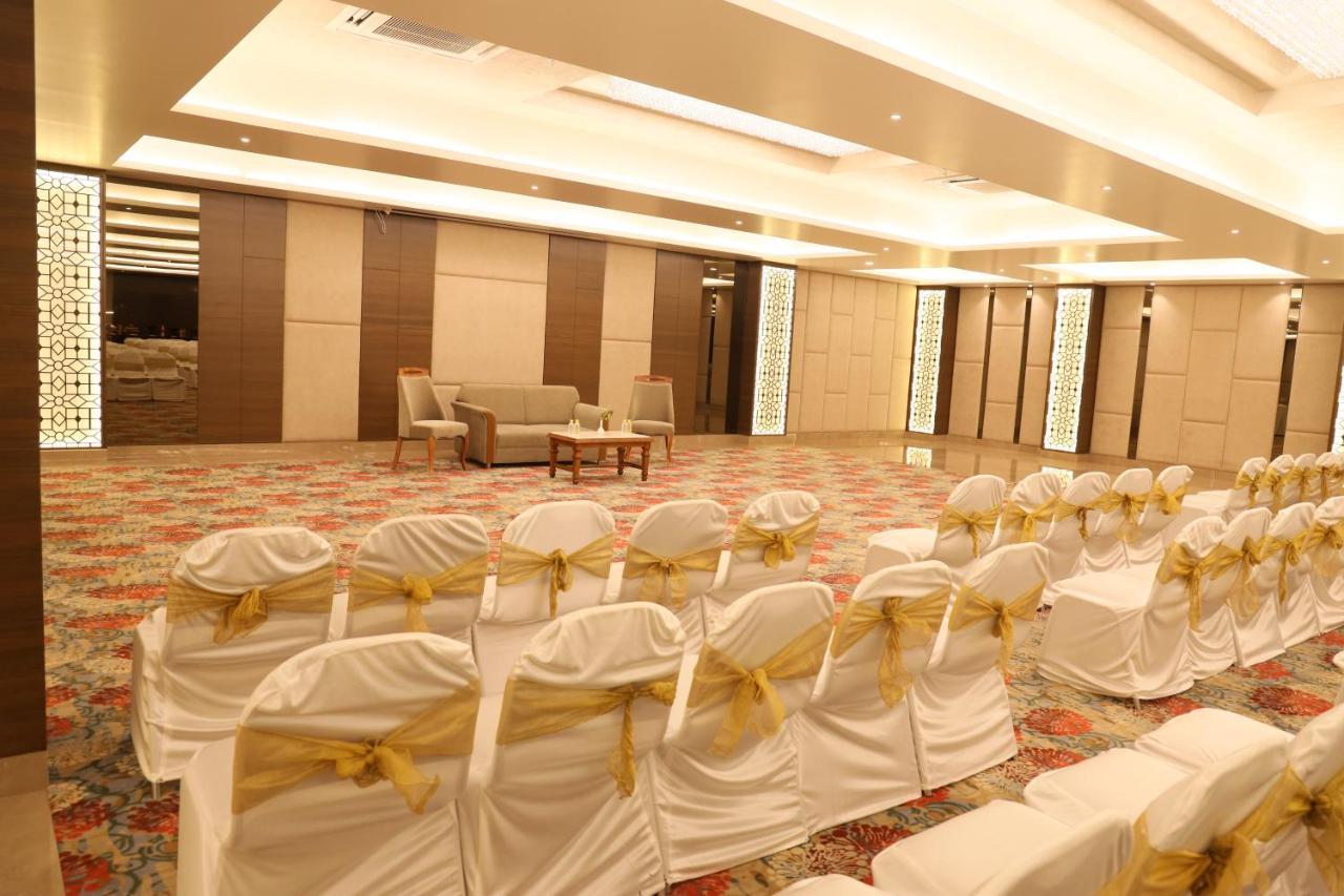 Sarovar Portico Rivera Ahmadábád Exteriér fotografie
