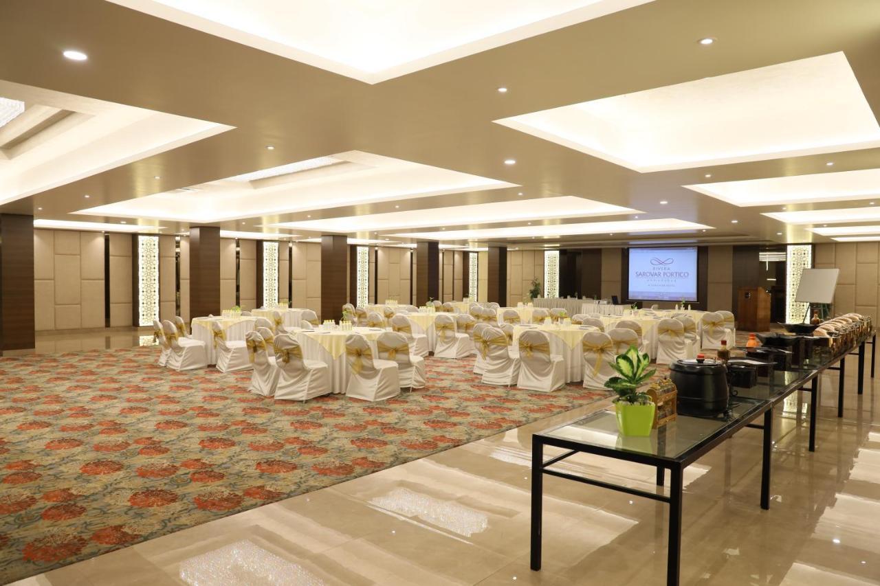 Sarovar Portico Rivera Ahmadábád Exteriér fotografie