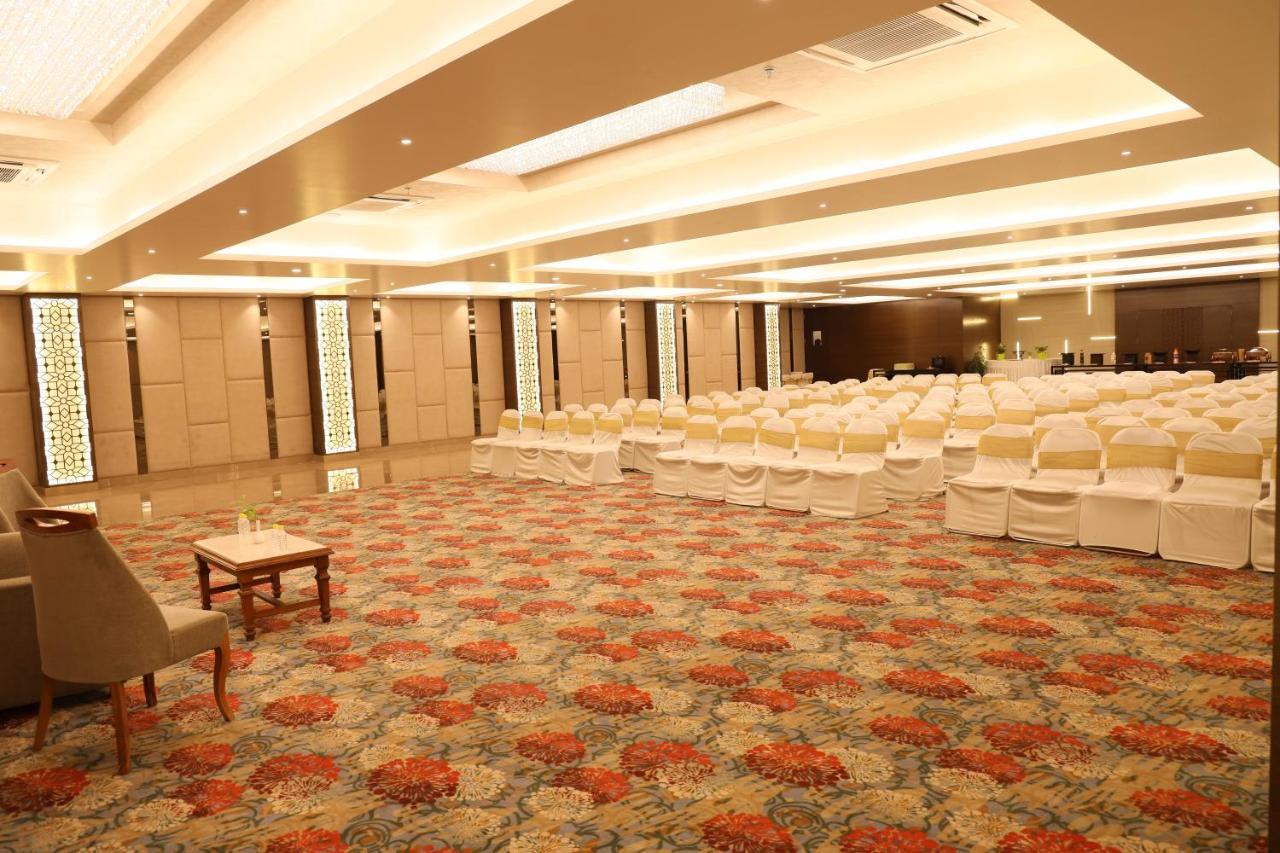 Sarovar Portico Rivera Ahmadábád Exteriér fotografie
