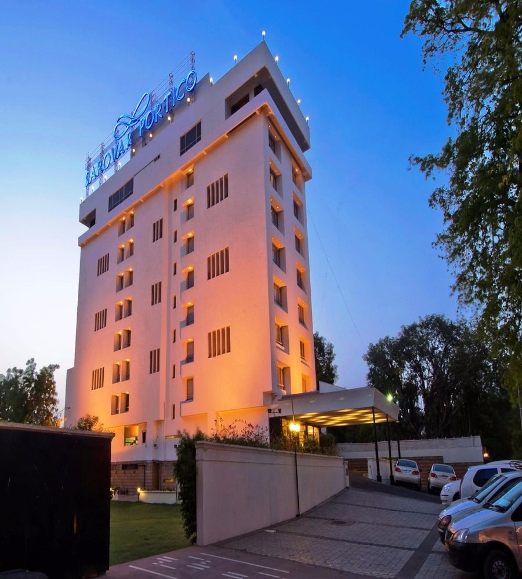 Sarovar Portico Rivera Ahmadábád Exteriér fotografie