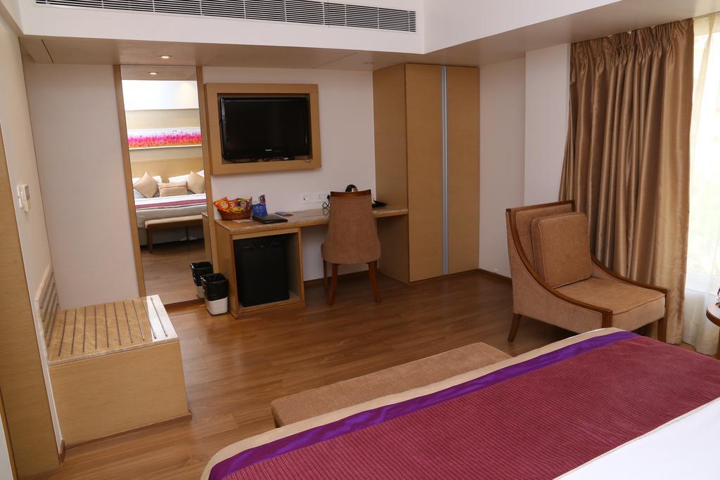 Sarovar Portico Rivera Ahmadábád Exteriér fotografie